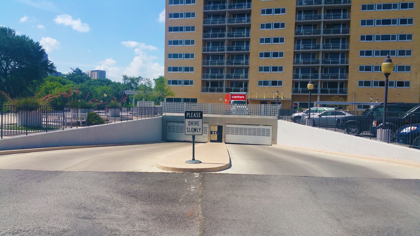 21 Turtle Creek Condominiums Parking Garage